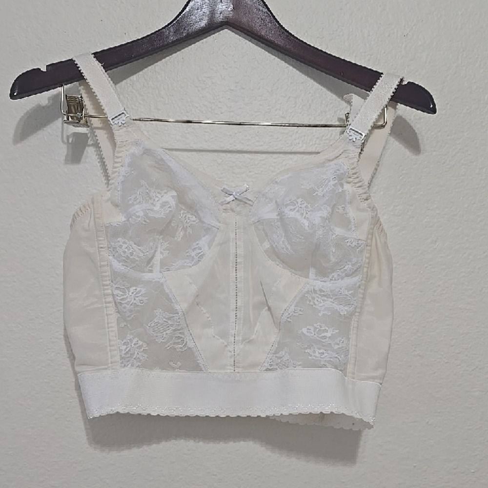 Bali Vintage Corset, Lace Bra 38B‎